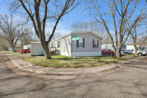 1104 101st Lane Nw, Coon Rapids, MN 55433