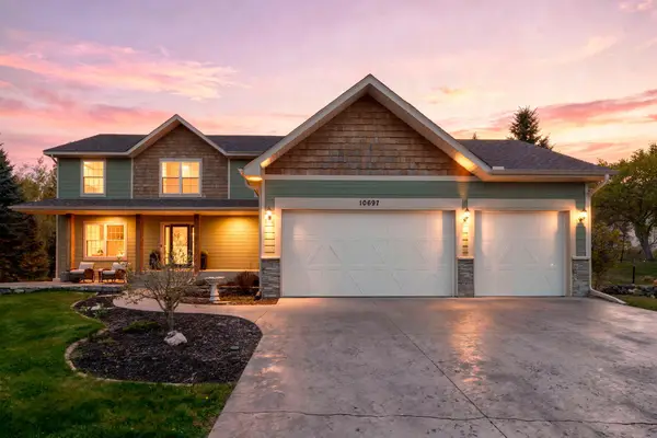 10697 106th Avenue N, Hanover, MN 55341