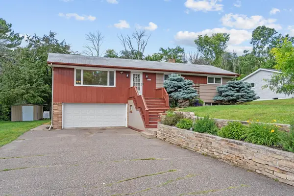 10724 32nd Avenue N, Plymouth, MN 55441