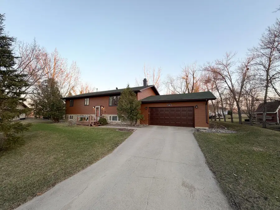 5606 53rd Avenue N, Harwood, ND 58042 - #3