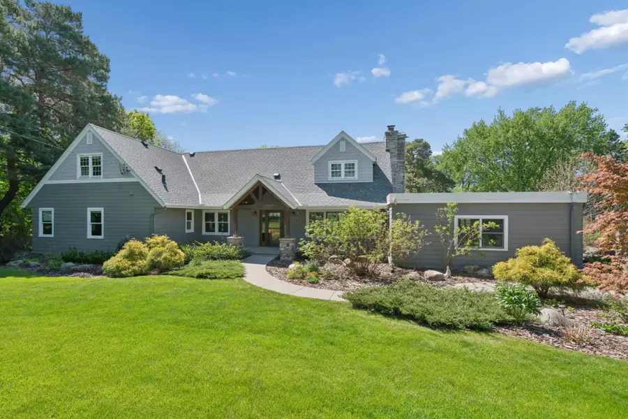 784 Hilltop Court, Mendota Heights, MN 55118 - #3