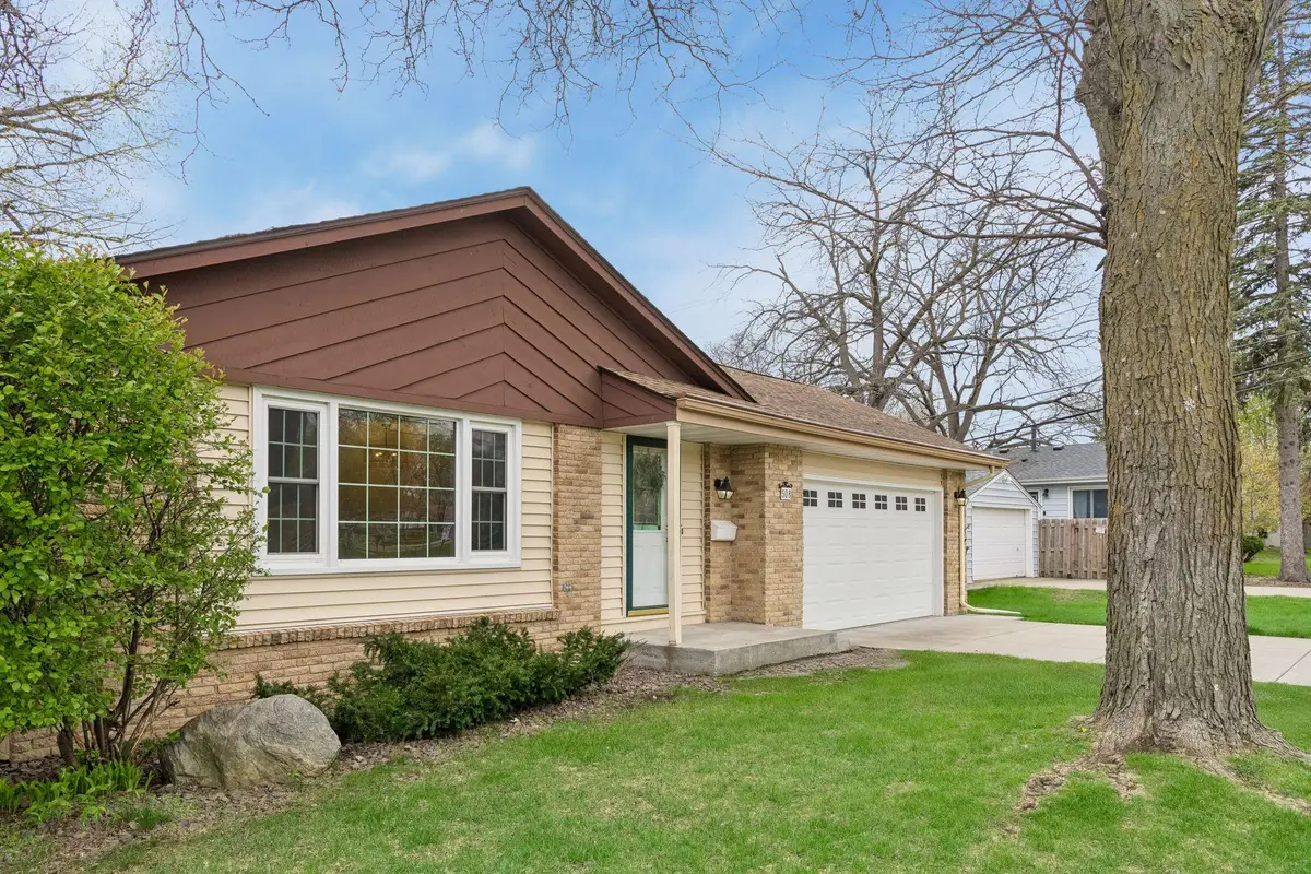 508 7th Street S, Hopkins, MN 55343 - #1