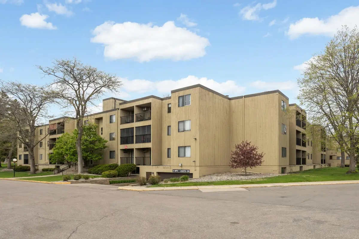 4101 Parklawn Avenue #103, Edina, MN 55435 - #1