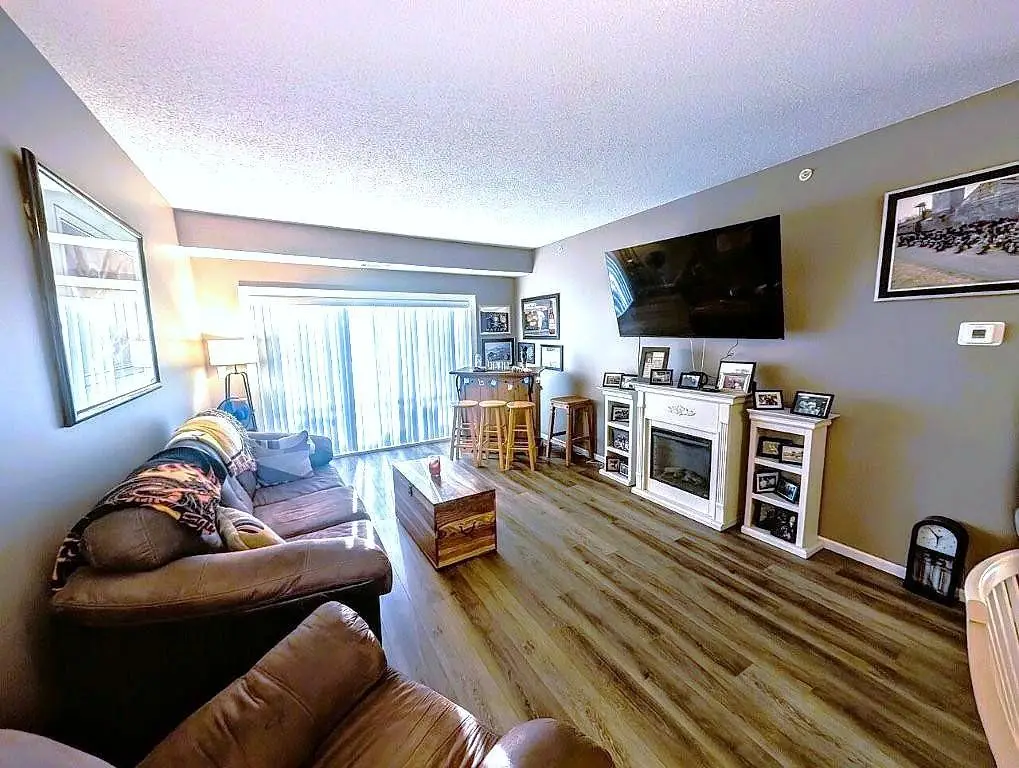 2231 Penn Place #316, North Saint Paul, MN 55109 - #1