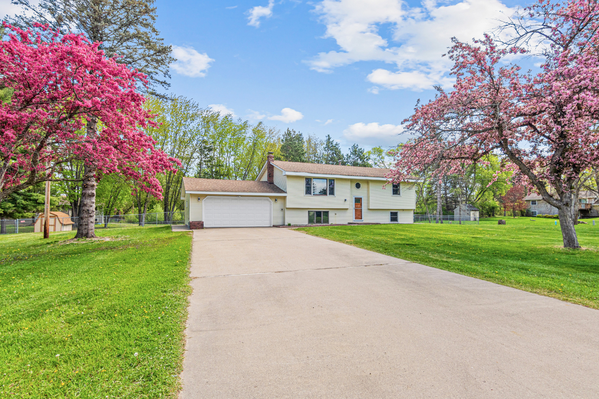 15133 Taylor Street Ne, Ham Lake, MN 55304 - #1