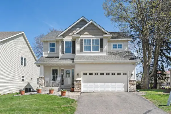 668 Newberry Lane, Chaska, MN 55318