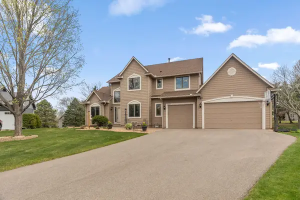 10053 Raleigh Court, Woodbury, MN 55129