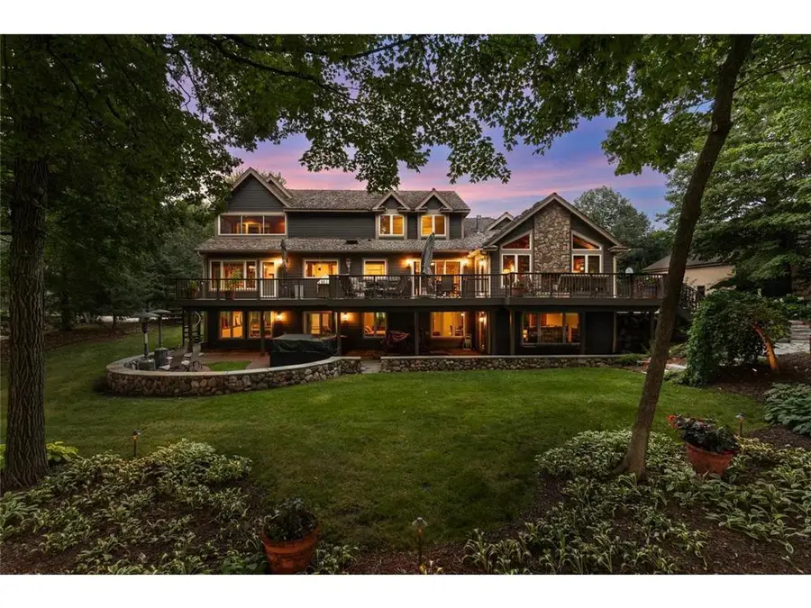 2890 Autumn Woods Drive, Chaska, MN 55318 - #2