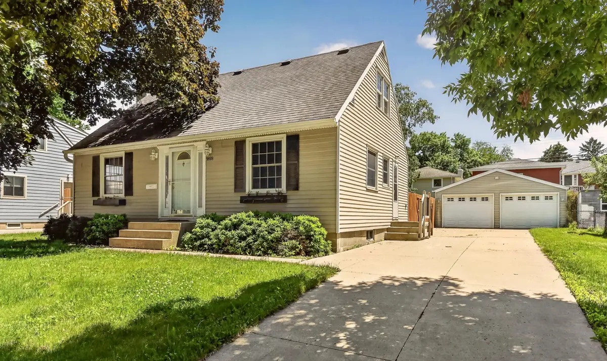 1858 23rd Street Nw, Rochester, MN 55901 - #1