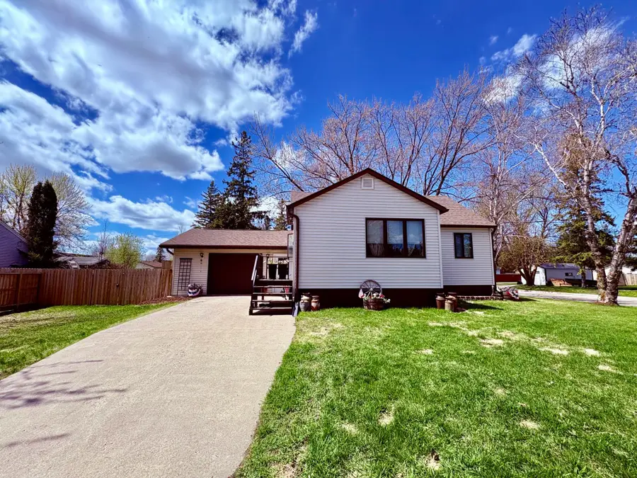 121 5th Avenue Nw, Baudette, MN 56623 - #3