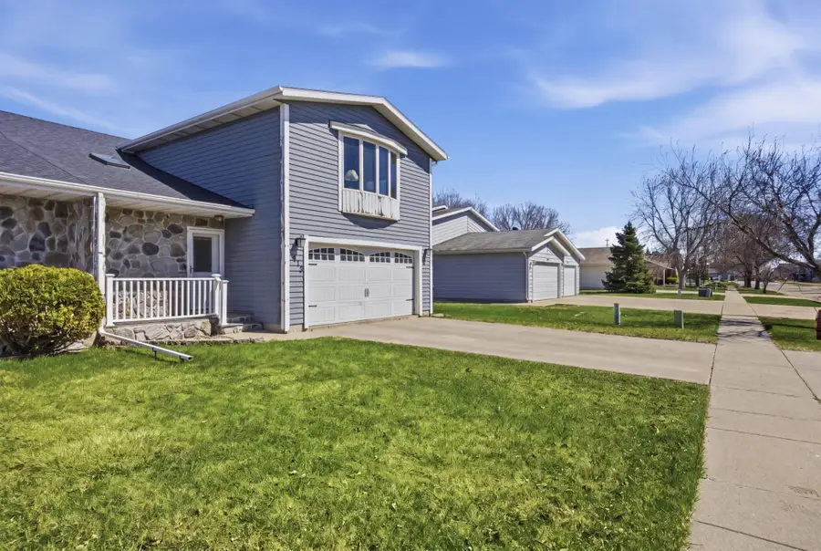 1412 14 1/2 Avenue E, West Fargo, ND 58078 - #2