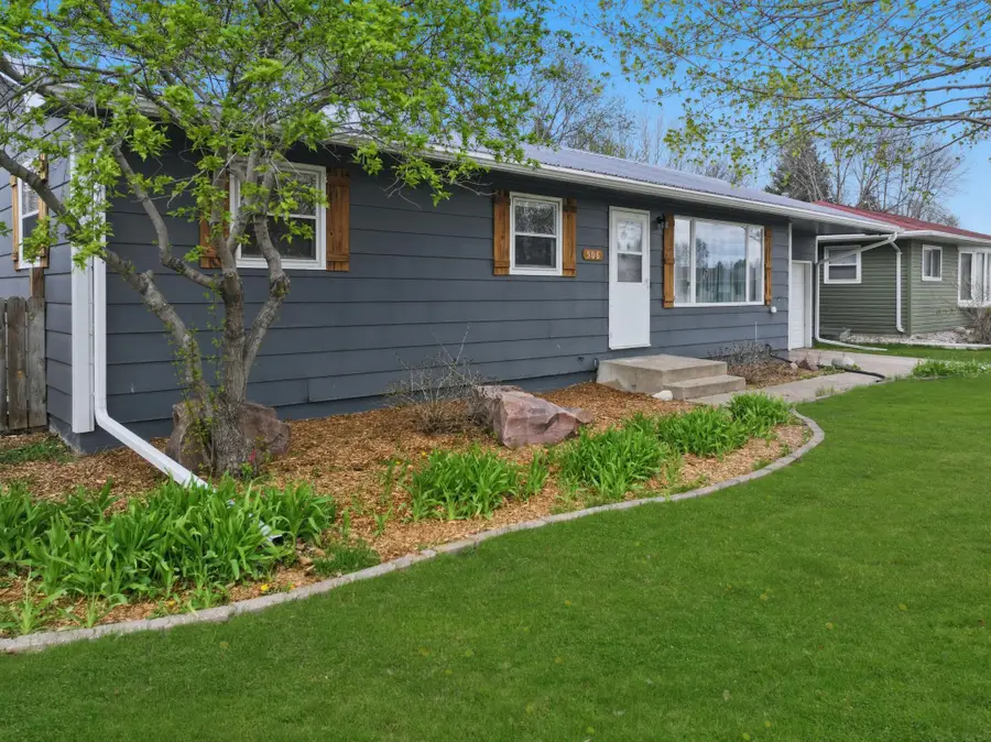 506 Elaine Avenue, Marshall, MN 56258 - #3