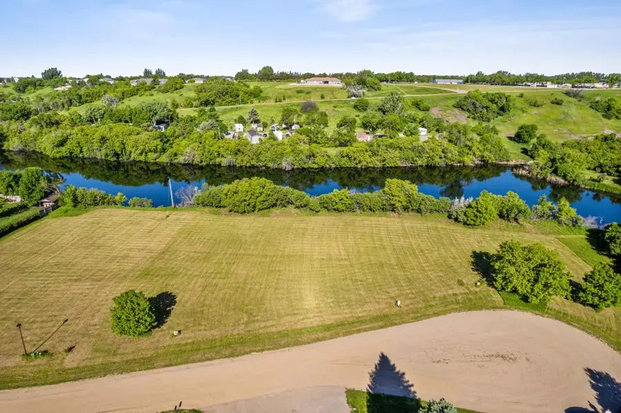 1803 Island Park Drive, Jamestown, ND 58401 - #2