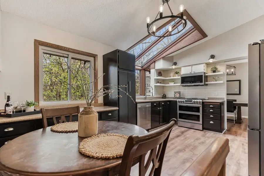 9515 Risewood Circle, Eden Prairie, MN 55347 - #2