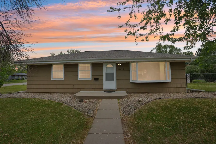 2016 W 90th Street, Bloomington, MN 55431 - #2