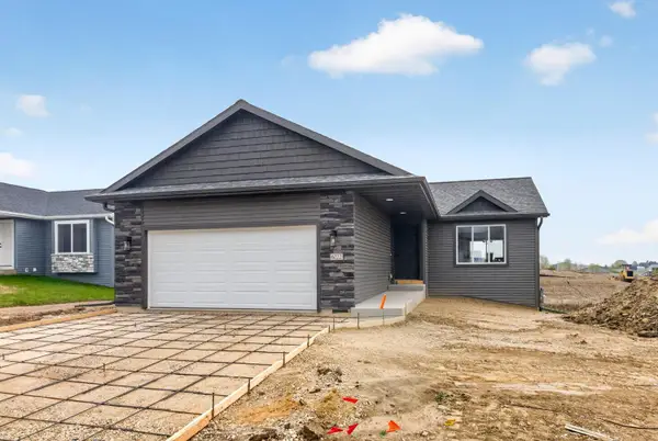 6222 Cody Place Nw, Rochester, MN 55901