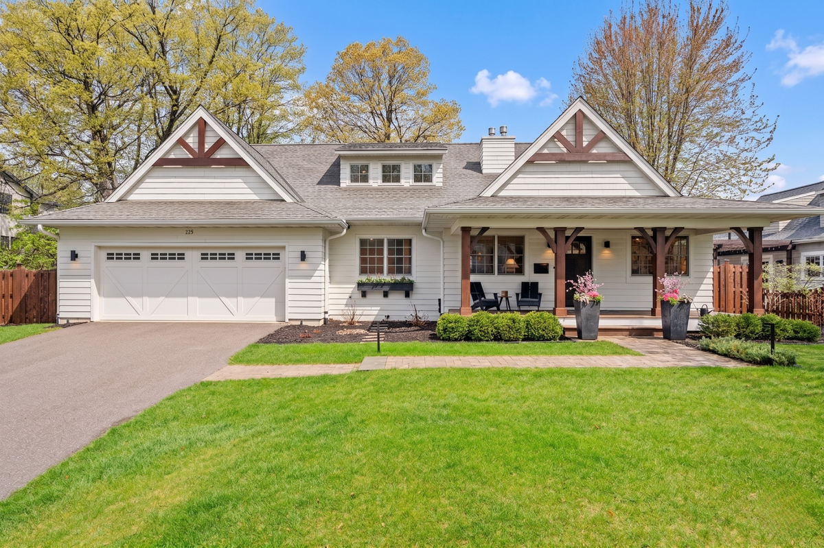 225 Broadway Avenue N, Wayzata, MN 55391 - #1