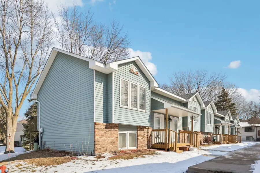 3282 Edgerton Street, Vadnais Heights, MN 55127 - #2