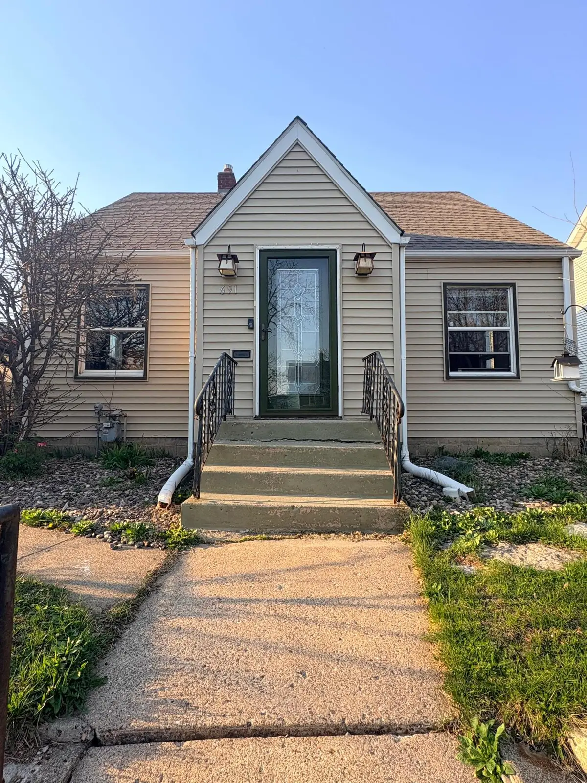 691 Orange Avenue E, Saint Paul, MN 55106 - #1