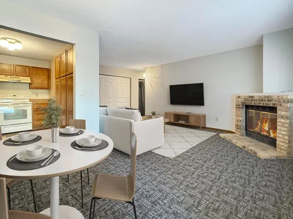 7624 157th Street W #104, Apple Valley, MN 55124