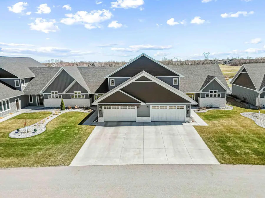 5900 31st Street S, Fargo, ND 58104 - #3