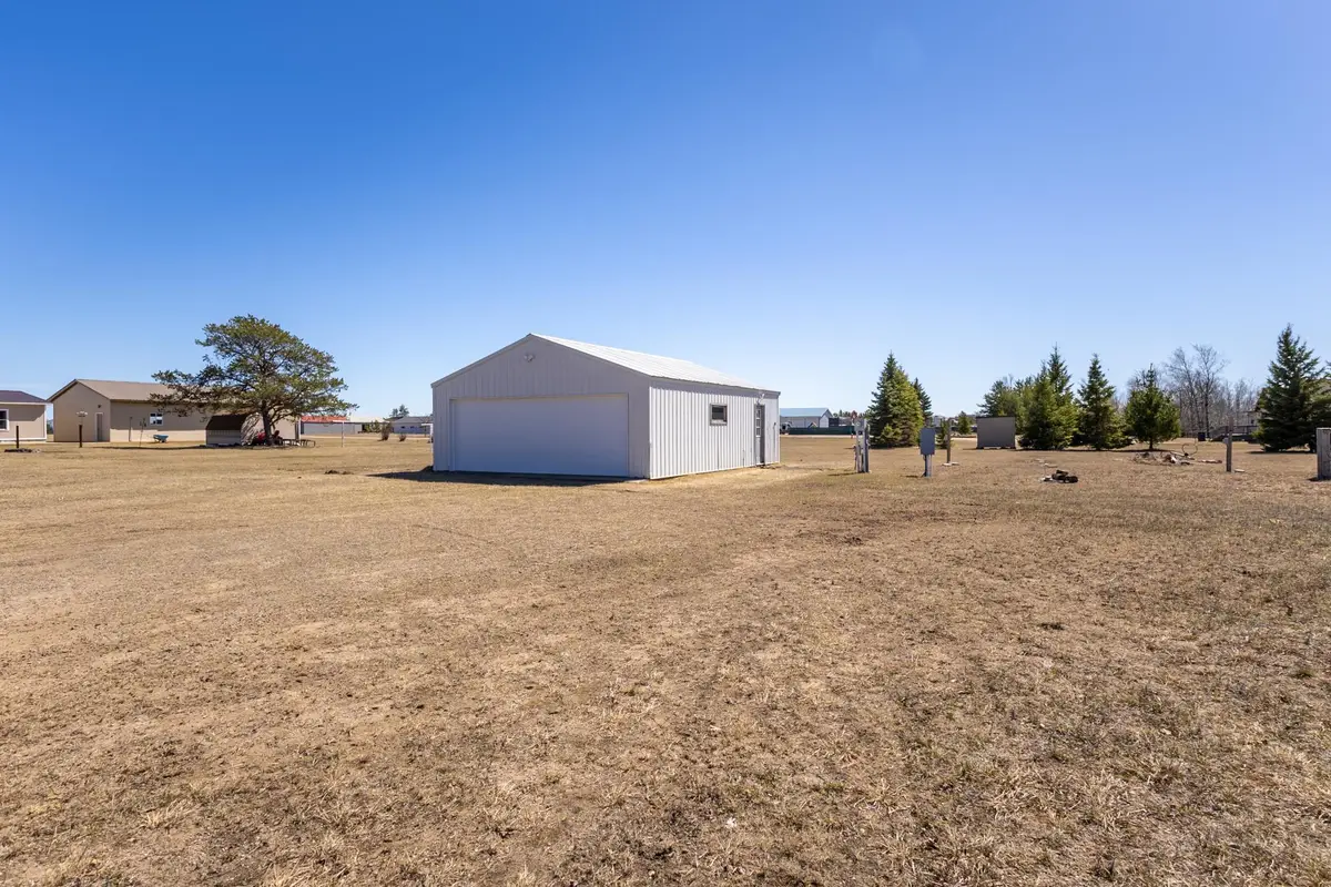 2402 Tracy Court Nw, Bemidji, MN 56601 - #1