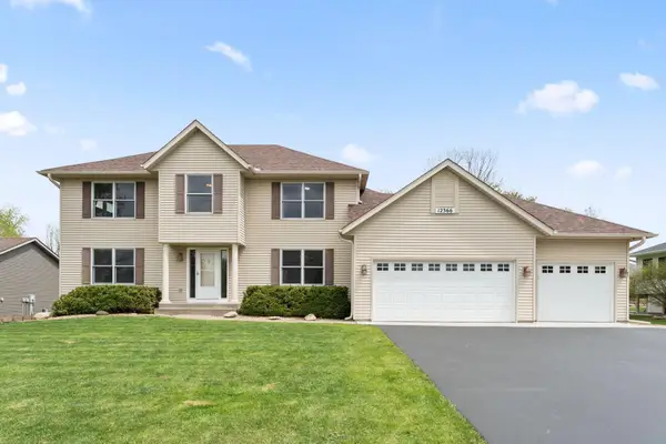 12366 Buckthorn Trail, Rogers, MN 55374