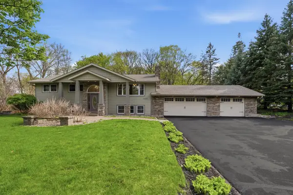 6655 Tanager Lane, Eden Prairie, MN 55346