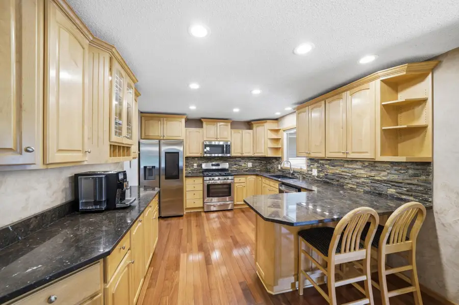 6655 Tanager Lane, Eden Prairie, MN 55346 - #2