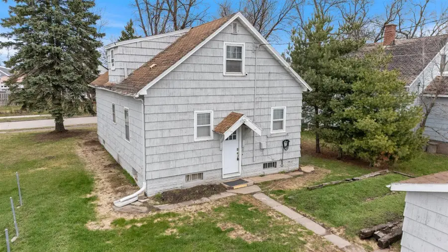 610 11th St S, Virginia, MN 55792 - #2