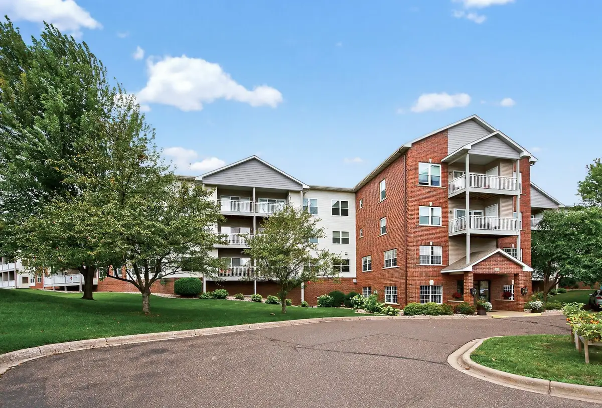 2231 Penn Place #120, North Saint Paul, MN 55109 - #1