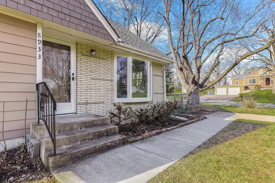 8933 Wally Drive, Golden Valley, MN 55427 - #3