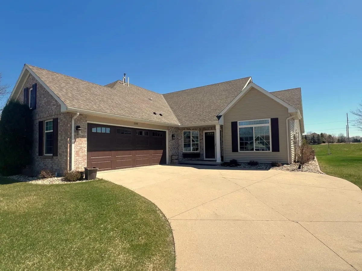2509 7th Avenue Se, Willmar, MN 56201 - #1