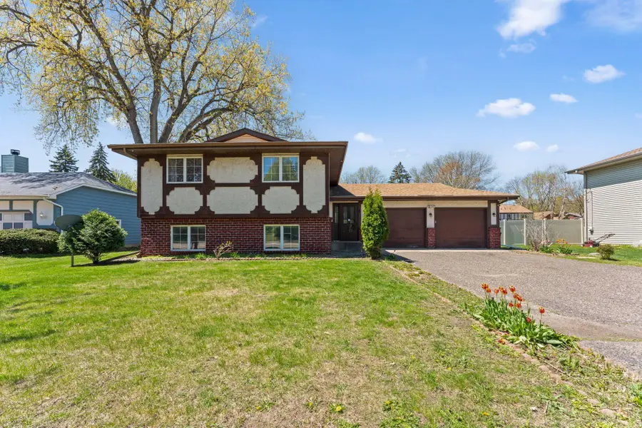 1889 Hamline Avenue N, Falcon Heights, MN 55113 - #2
