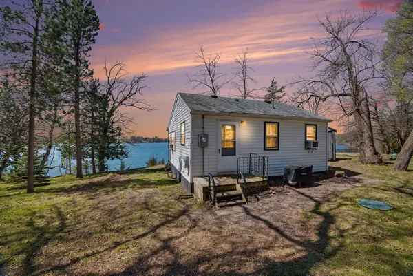 1362 Scenic Hideaway Lane Ne, Elysian, MN 56028