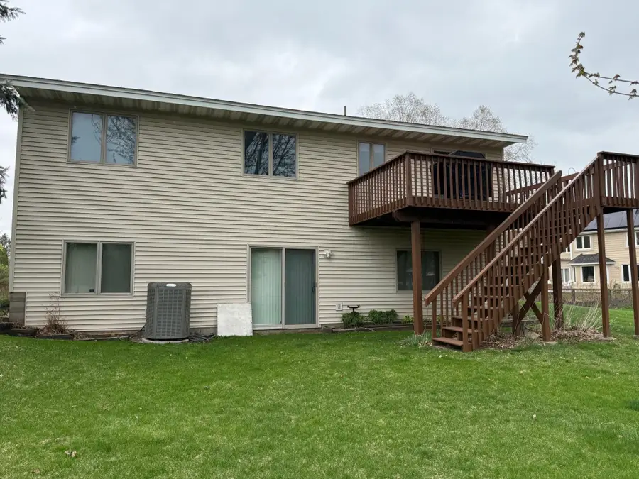 879 Westview Court, Shoreview, MN 55126 - #3