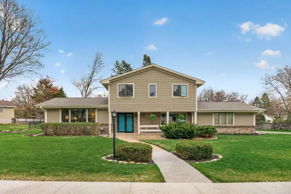 7133 Montrose Road, Woodbury, MN 55125