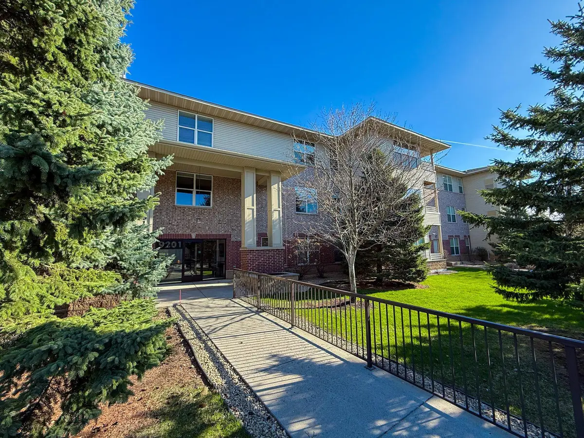 9201 Medicine Lake Road #307, Golden Valley, MN 55427 - #1