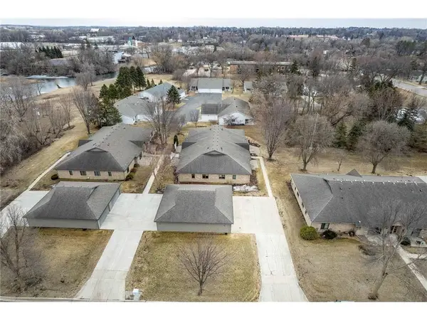 924 E Summit Avenue #304, Fergus Falls, MN 56537