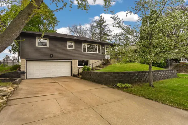 2210 23rd Street Nw, Rochester, MN 55901