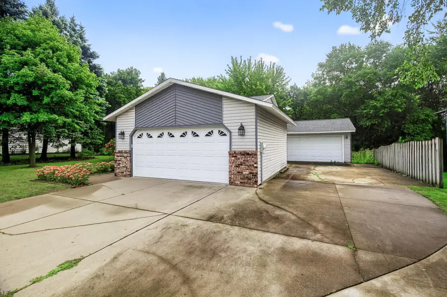 8320 Cooper Way, Inver Grove Heights, MN 55076 - #3