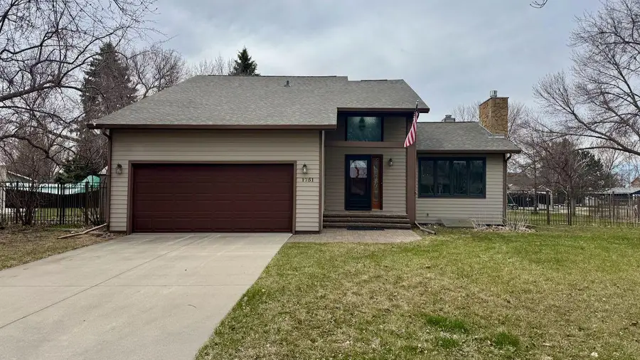 1751 23rd Street S, Fargo, ND 58103 - #3