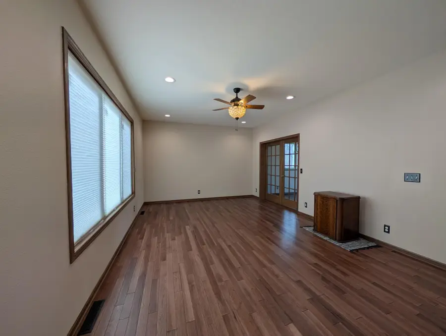 504 Darlene Drive, Marshall, MN 56258 - #2