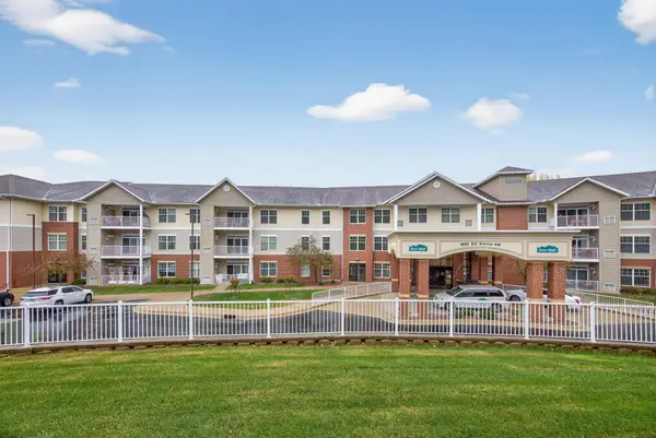 1880 3rd Avenue Nw #211, Rochester, MN 55901