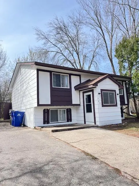 760 Larpenteur Avenue E, Saint Paul, MN 55117 - #1