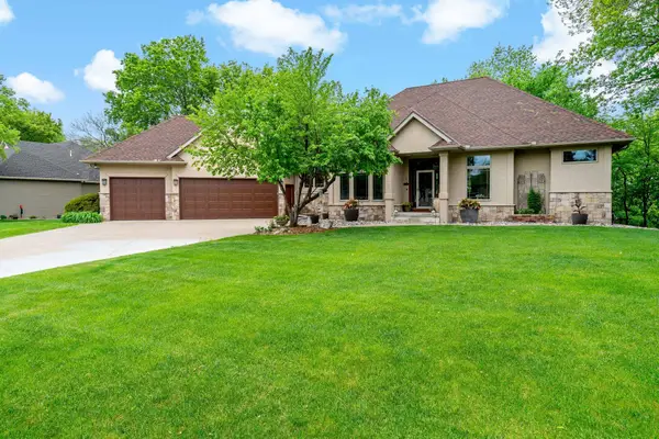 757 Stonebrooke Drive, Shakopee, MN 55379