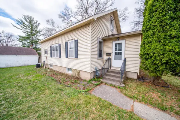 213 7th Street Nw, Faribault, MN 55021