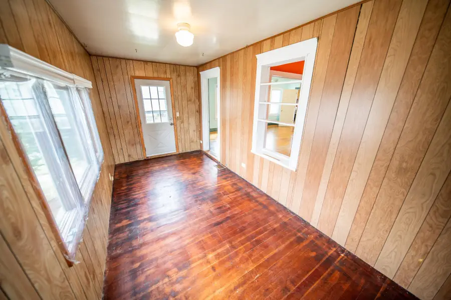 213 7th Street Nw, Faribault, MN 55021 - #2