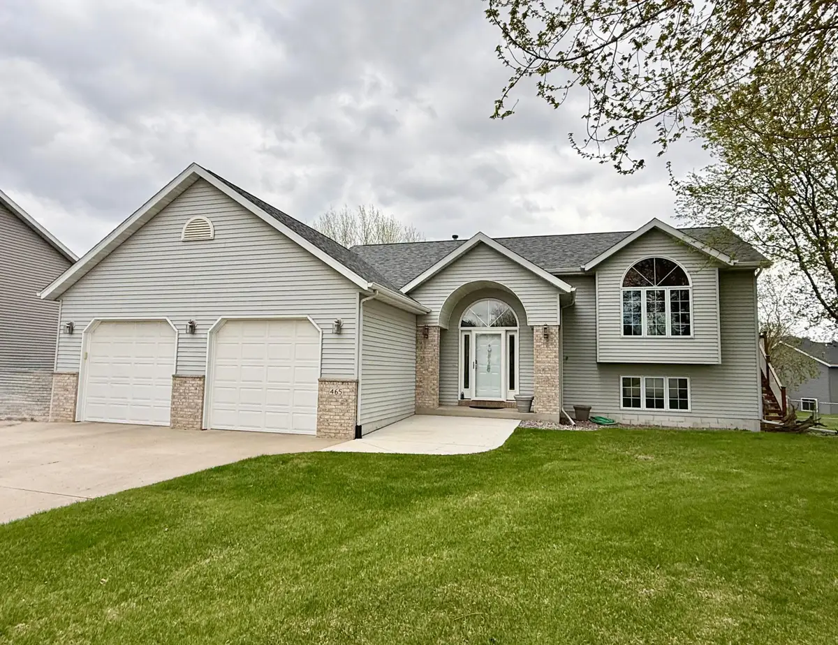 465 8th Street Sw, Plainview, MN 55964 - #1