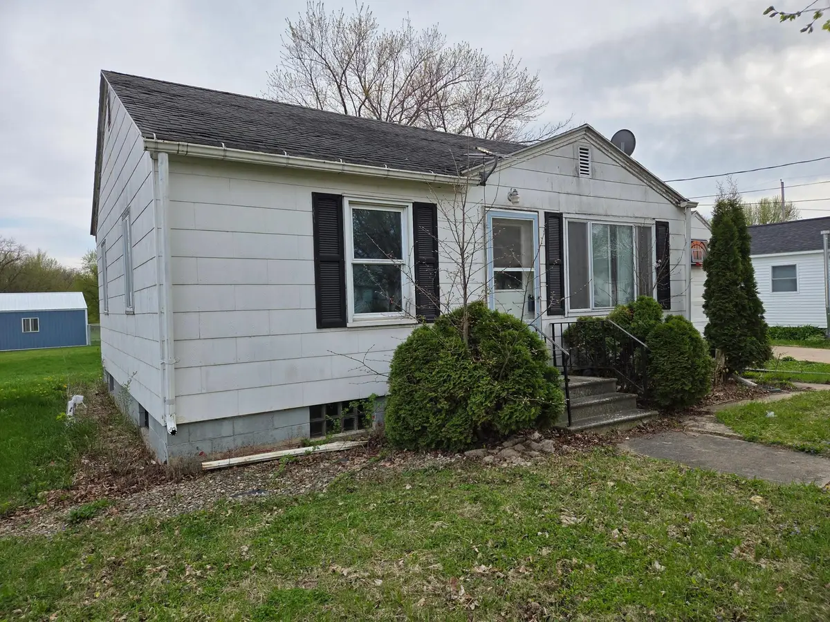 404 SE Pleasant Street, Brownsdale, MN 55918 - #1